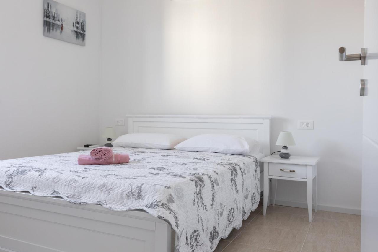 Apartment Oseka Makarska Extérieur photo